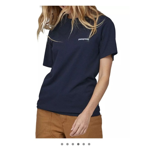 Patagonia Women's Medium Fitz Roy Icon Responsibili-Tee T-Shirt Navy Blue NWT - Picture 15 of 16